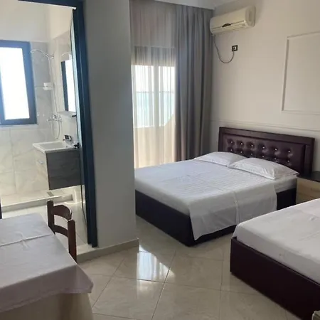 Tirona Hotel