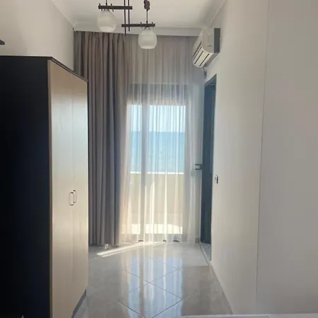 Tirona 4*